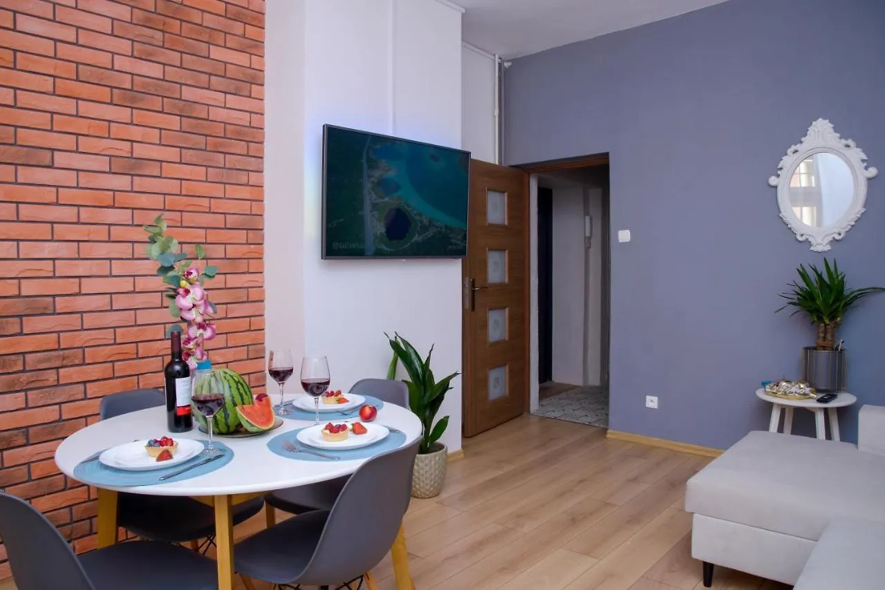 Apartment Maya'S Flats & Resorts 19 & 20 - Ogarna Gdansk Poland